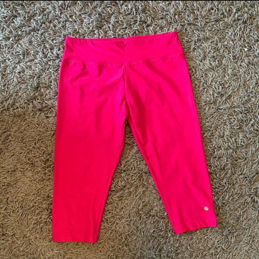 Bally Total Fitness Pink Workout Capris